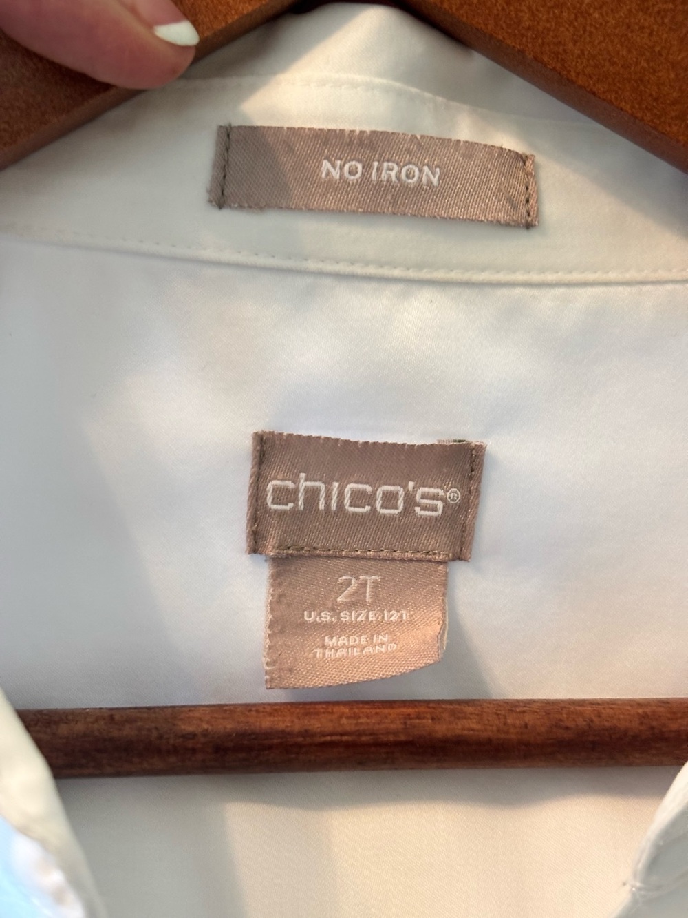 Chicos button down blouse white no iron size large tall Chicos size 2 tall - Picture 5 of 6